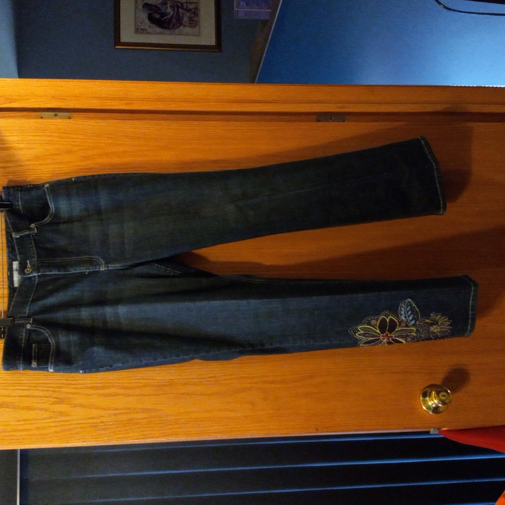 Women's Dark Blue Embroidered Straight-Leg Jeans